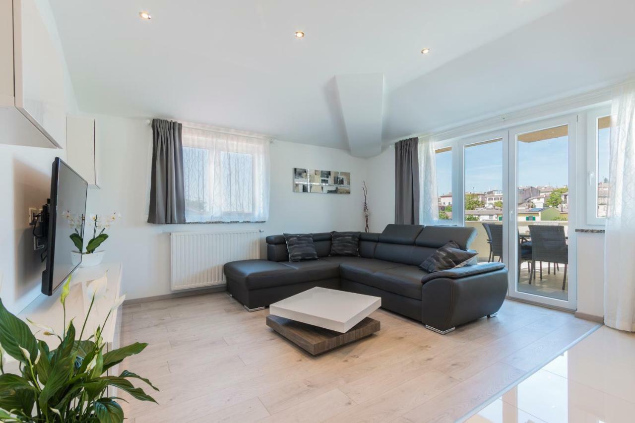 Apartments Igor Medulin Eksteriør bilde